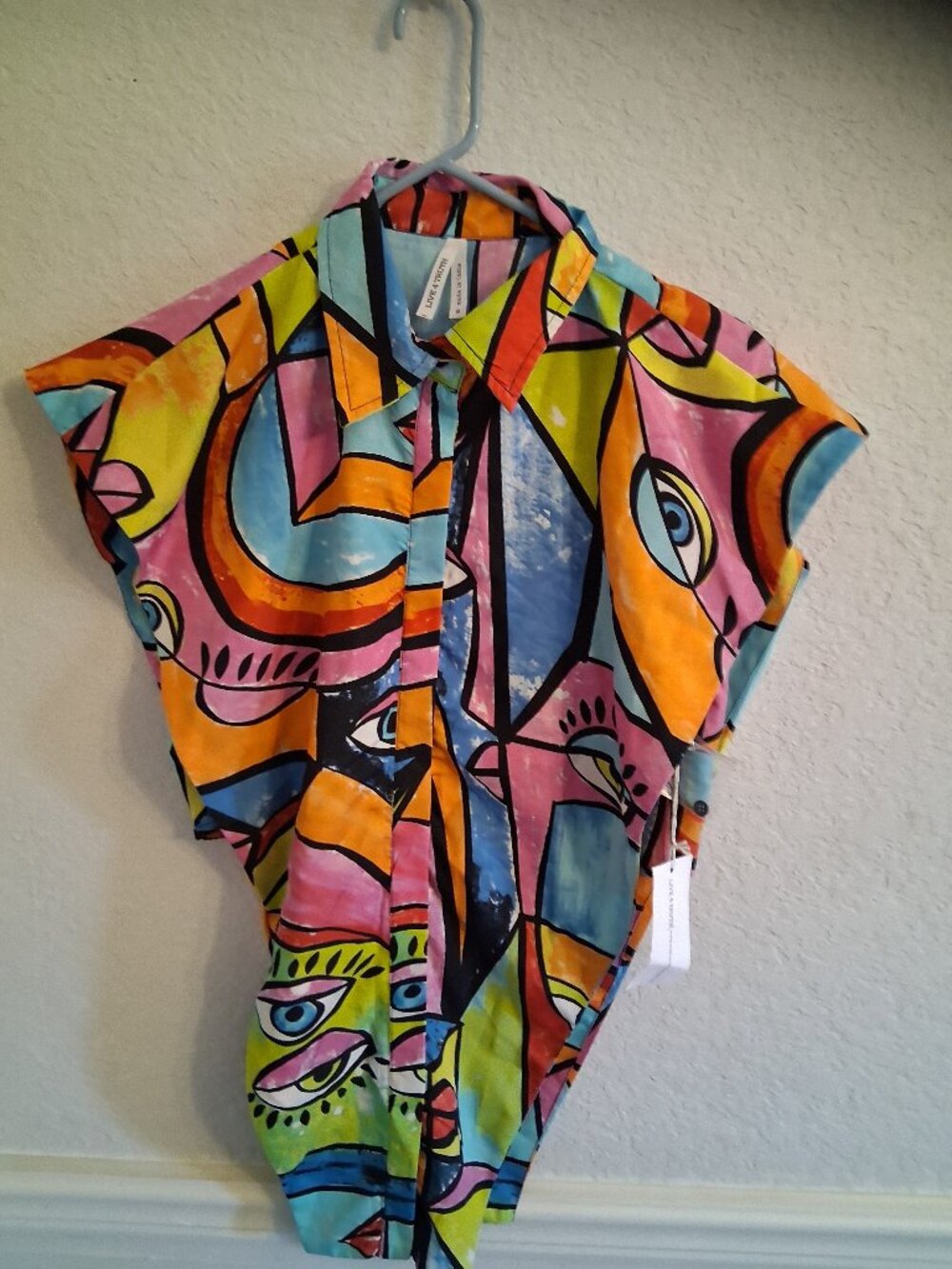 Live 4 Truth Avant Garde Button up Top NWT